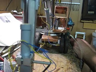 RC Bagger Fuchs 301 H zweiter Hubtest mit CTI Zylinder