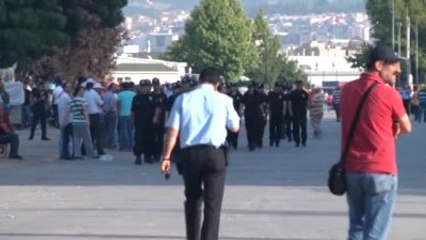 Oyak Renault'da İşçi Temsilcileriyle Yönetim Arasındaki Görüşmeler Devam Ediyor