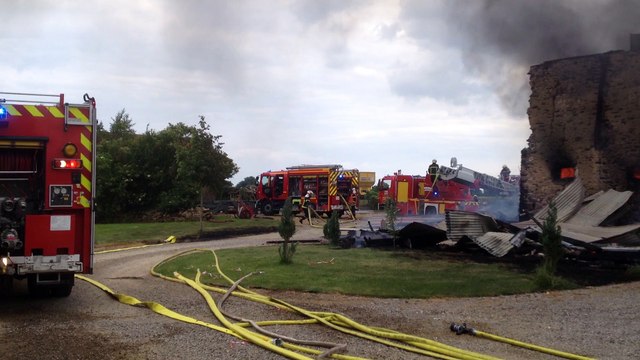 Incendie à Loiron (Mayenne)