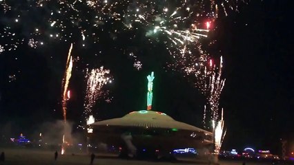 Burning Man 2013 - The Man - Burning. Watch the man burn live. Cargo Cult 2013