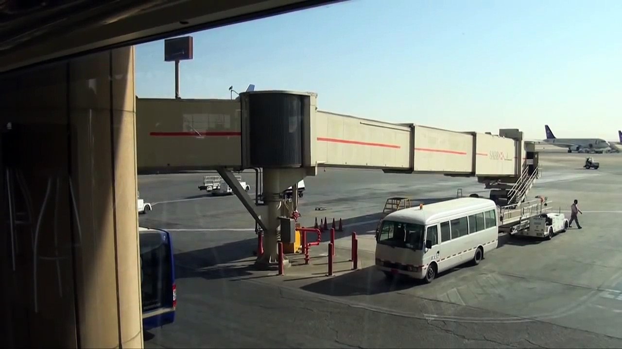 Saudi Arabian Airlines 777-200ER Riyadh - Jeddah