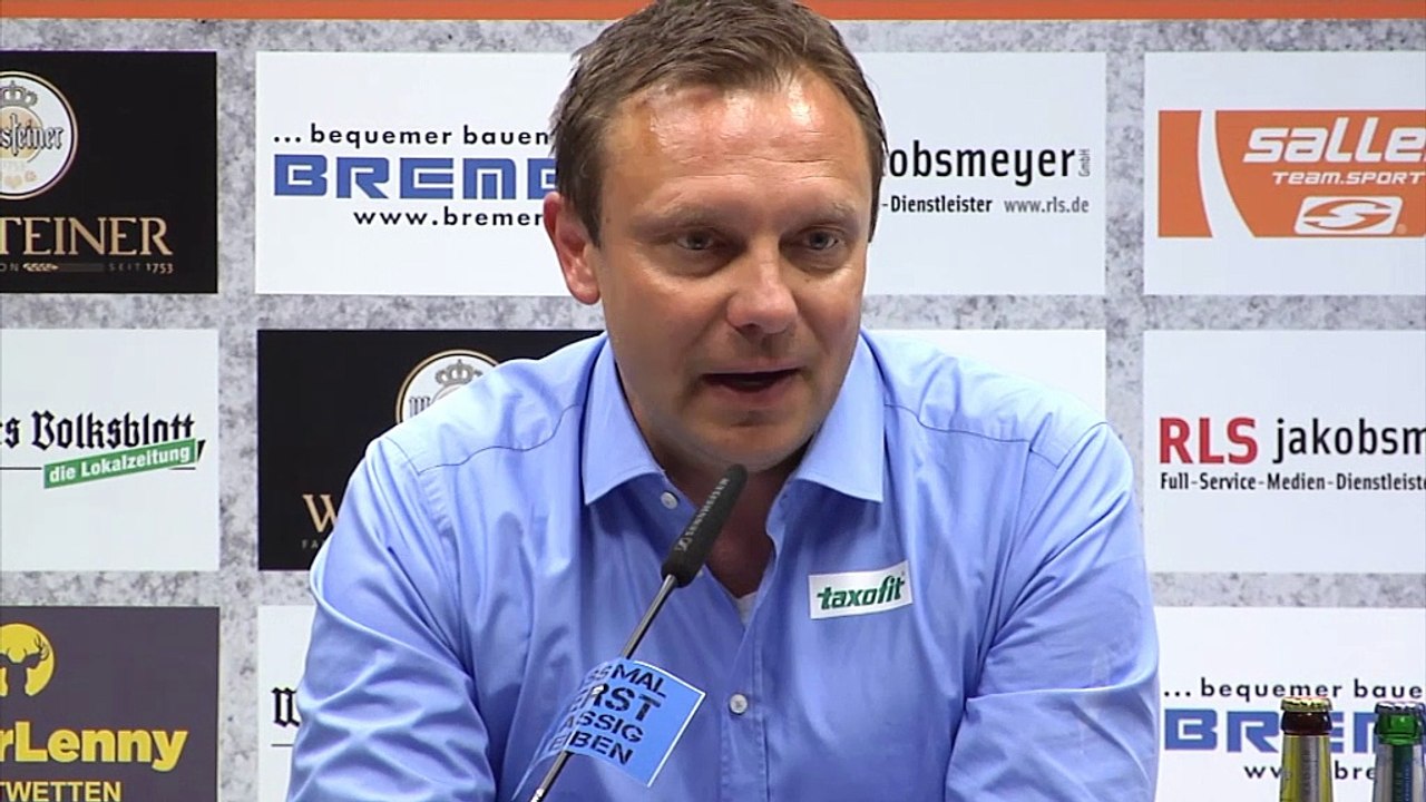 Breitenreiter enttäuscht: 'Geld schießt Tore'