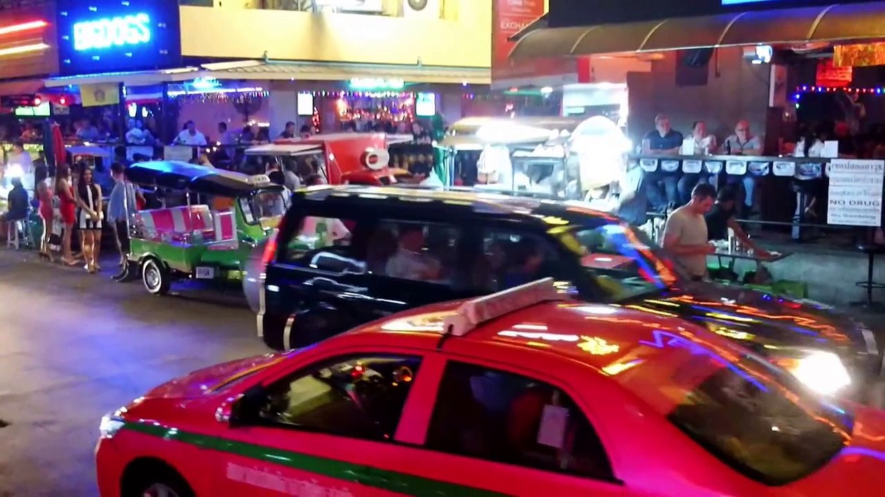 Ladyboy and Freelancer Girls Nana Plaza Bangkok Nightlife