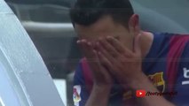 Xavi breaks down in tears after standing ovation from Barça fans on final league appearance