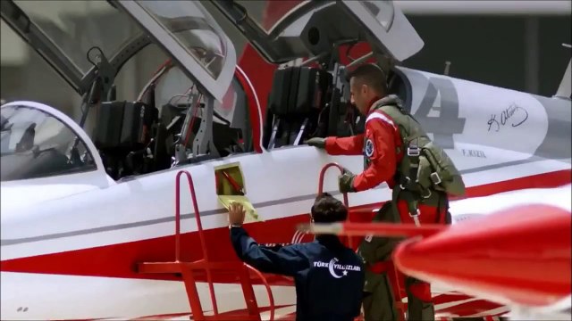 Best Fighter Pilots on Earth 2014 ♛ Turkish Air Force ♛ Winner of Falcon Air Meet