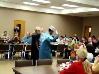 رقصه البرعه في اميركا.....تحياتي الشوبر.....شباب صلاله