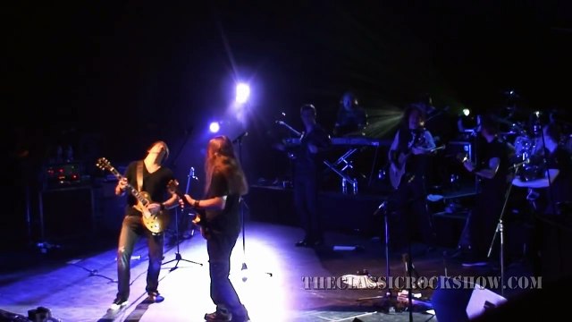 Lynyrd Skynyrd Free Bird excerpt (Guitar Solo) performed by The Classic Rock Show