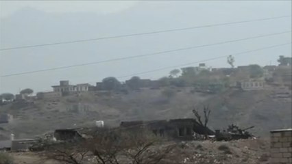 استهداف التحالف معسكرا في الحديدة