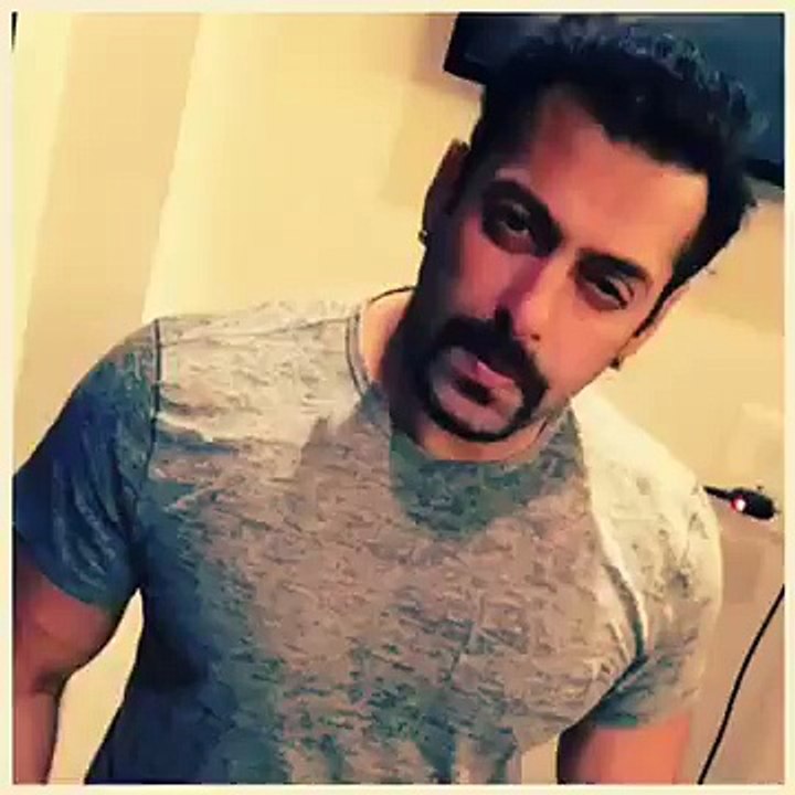 Salman Khan Dubsmash With Sonakshi Sinha Is Epic