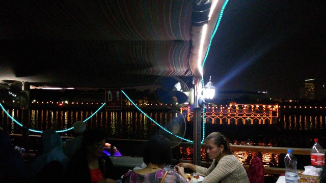 Best buffet dinner with family and friends at Dhow Cruise in Dubai Creek