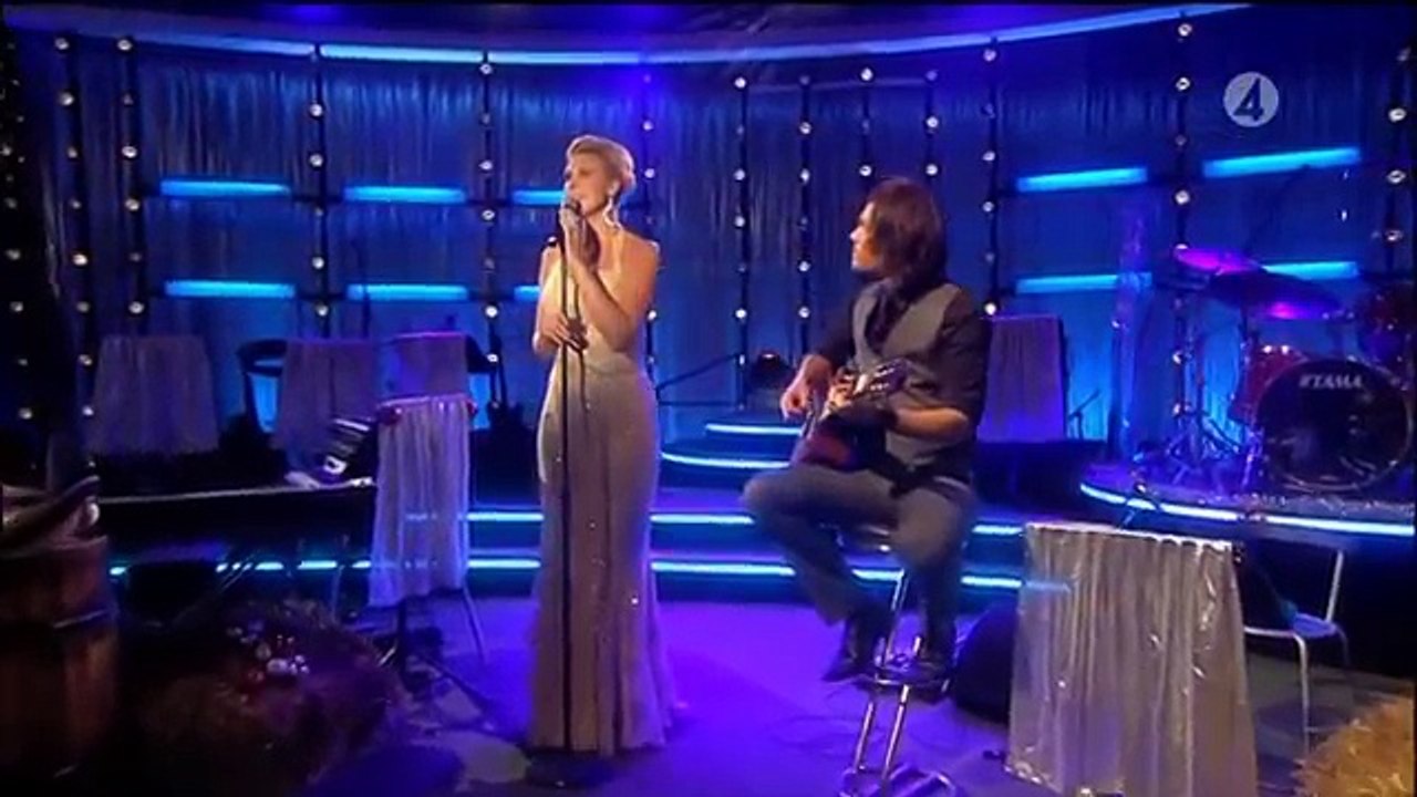 Sanna Nielsen: "Jul, jul, strålande jul" (Sweden, 2012)