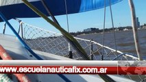 Aprede a navegar / Timonel vela motor en Escuela Náutica DSerra / Costanera Norte