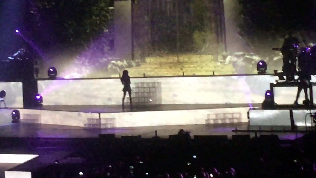 Ariana Grande - Honeymoon Avenue (Live in Oslo Spektrum, Norway 2015)