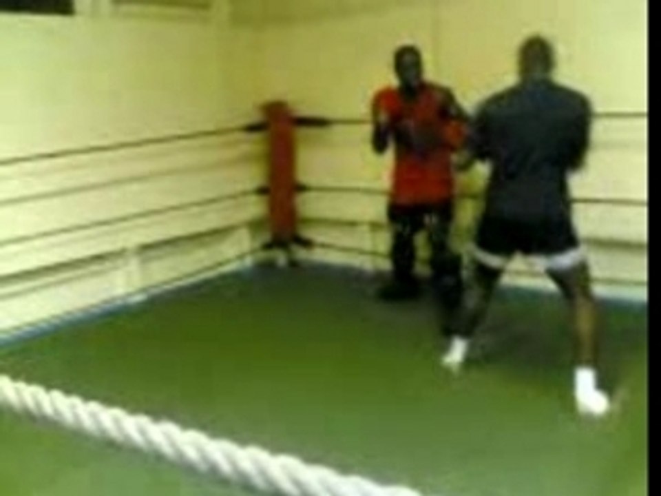 Mouss Vs. J-C