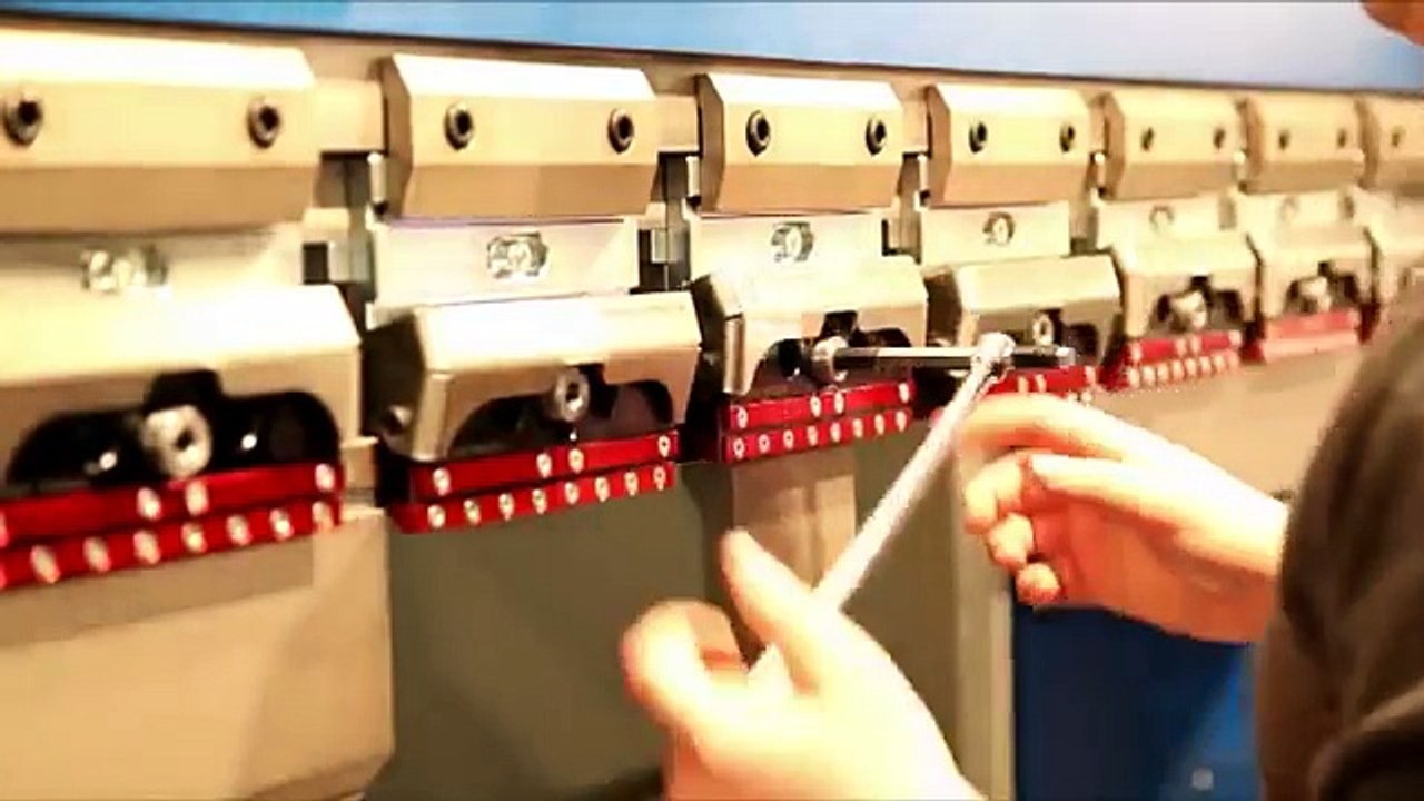 What is a CNC machine?