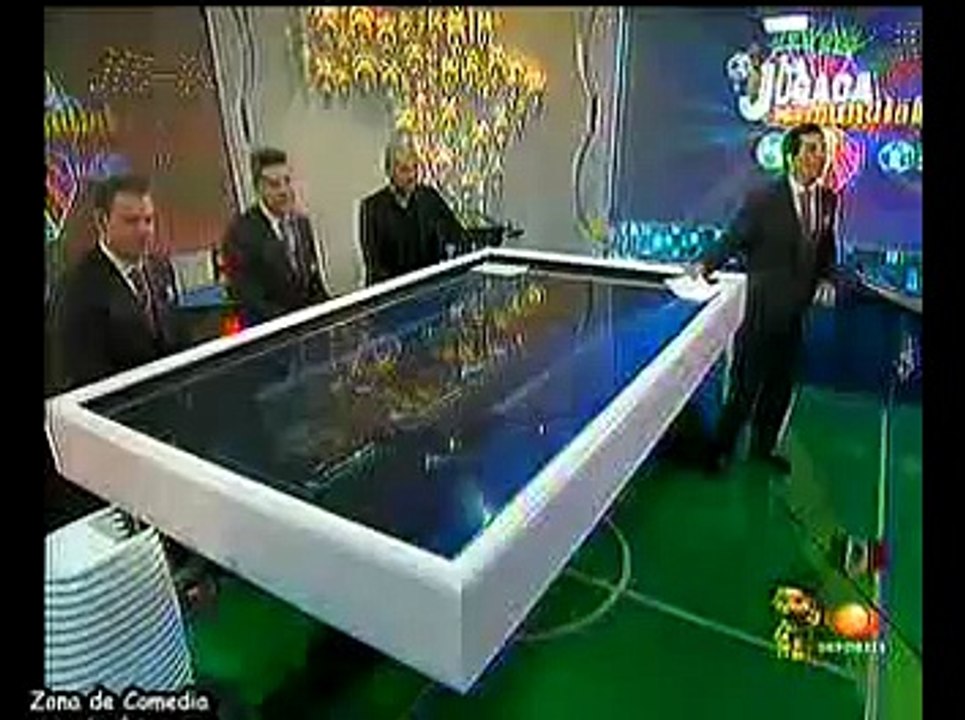 Compayito vs El Mono de la Noche - Día 2 - La Jugada del Mundial 2010.mpg