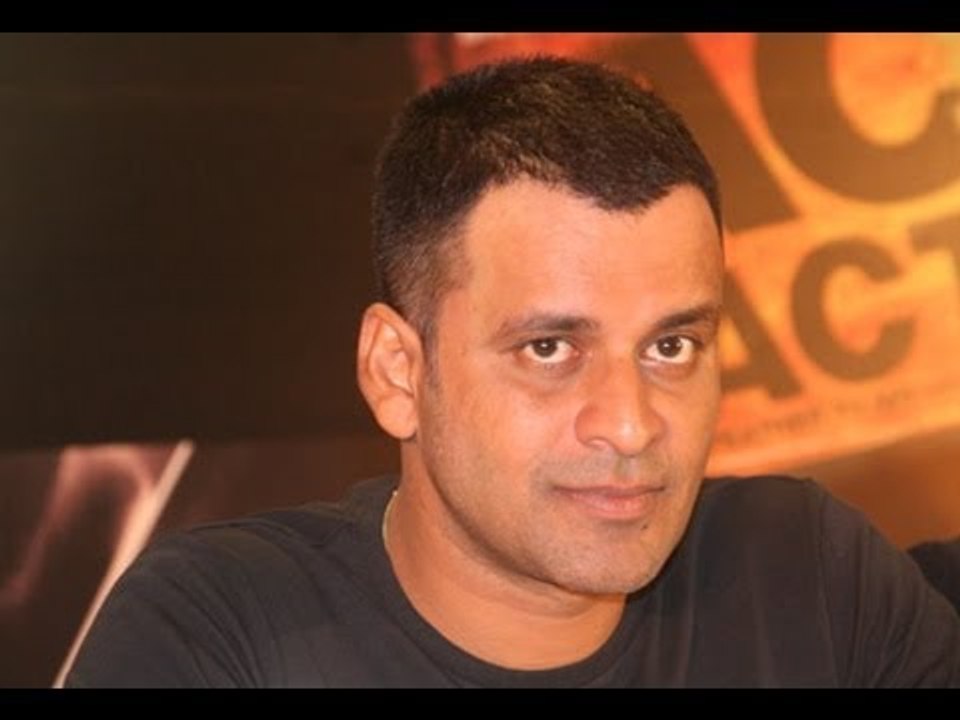 Manoj Bajpayee Is Attending Swimming Classes - BT