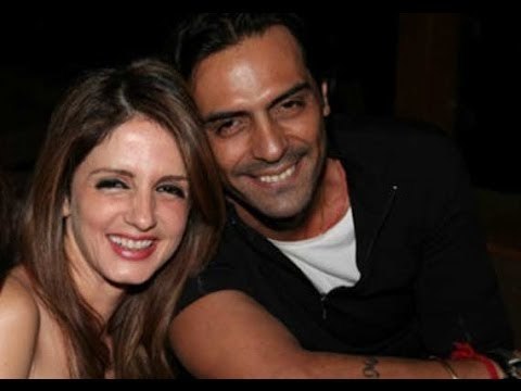 After Filing For Divorce, Sussanne Parties With Arjun Rampal - BT