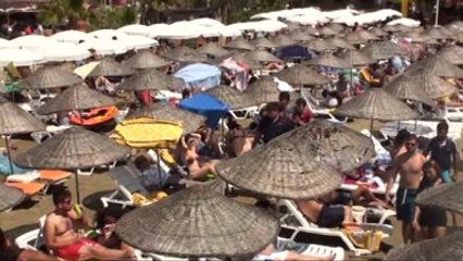 Sıcak Hava Ege Sahillerinde Yoğunluğa Neden Oldu