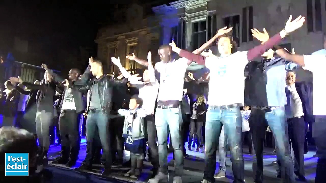 L'Estac a fêté son titre de champion à l'hôtel de ville de Troyes