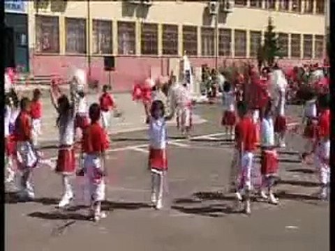 10.YIL MARŞI 23 NİSAN 2011 GÖSTERİSİ FATMA PARILTI İLKÖĞRETİM OKULU ANTALYA KEPEZ