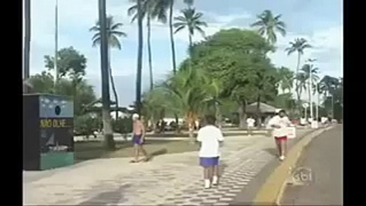 very funny hahahaha must watch;-)