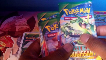 Ciel rugissant XY6.  ouverture de tripack et boosters sous blister