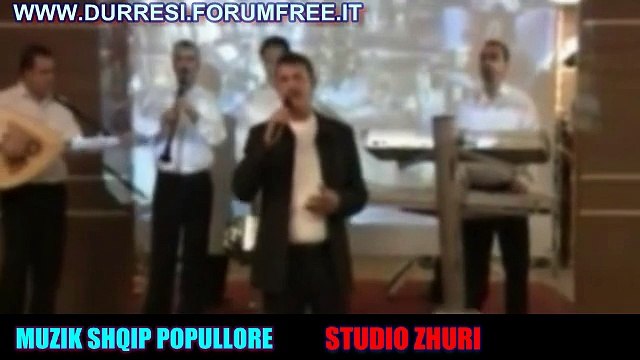 MUZIK SHQIP POPULLORE-VUNE KOMEN PA TE DREJTE