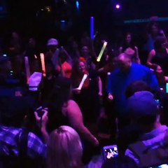 La soirée à Hollywood de Dancing Man