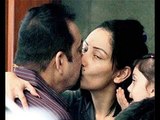 Sanjay Dutt And Wife's Jadoo Ki Chummi - BT