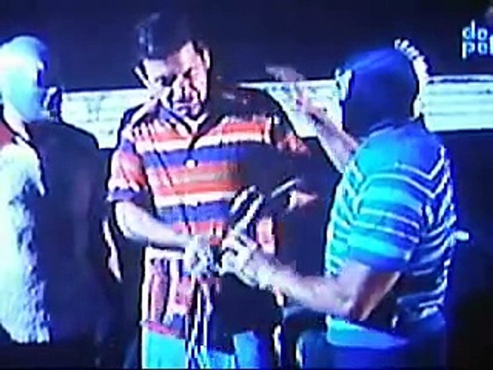 santo y blue demon vs. las bestias del terror ecena pelicula