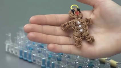 How to make a Christmas Gingerbread Man loom band charm