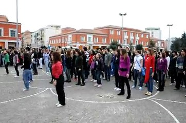 Flash Mob a Latina - 21 marzo 2010 Piazza del Popolo