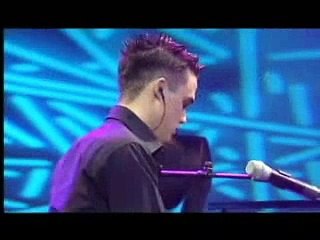 Gareth Gates + Zoe - Whenever you call - Gareth on the piano