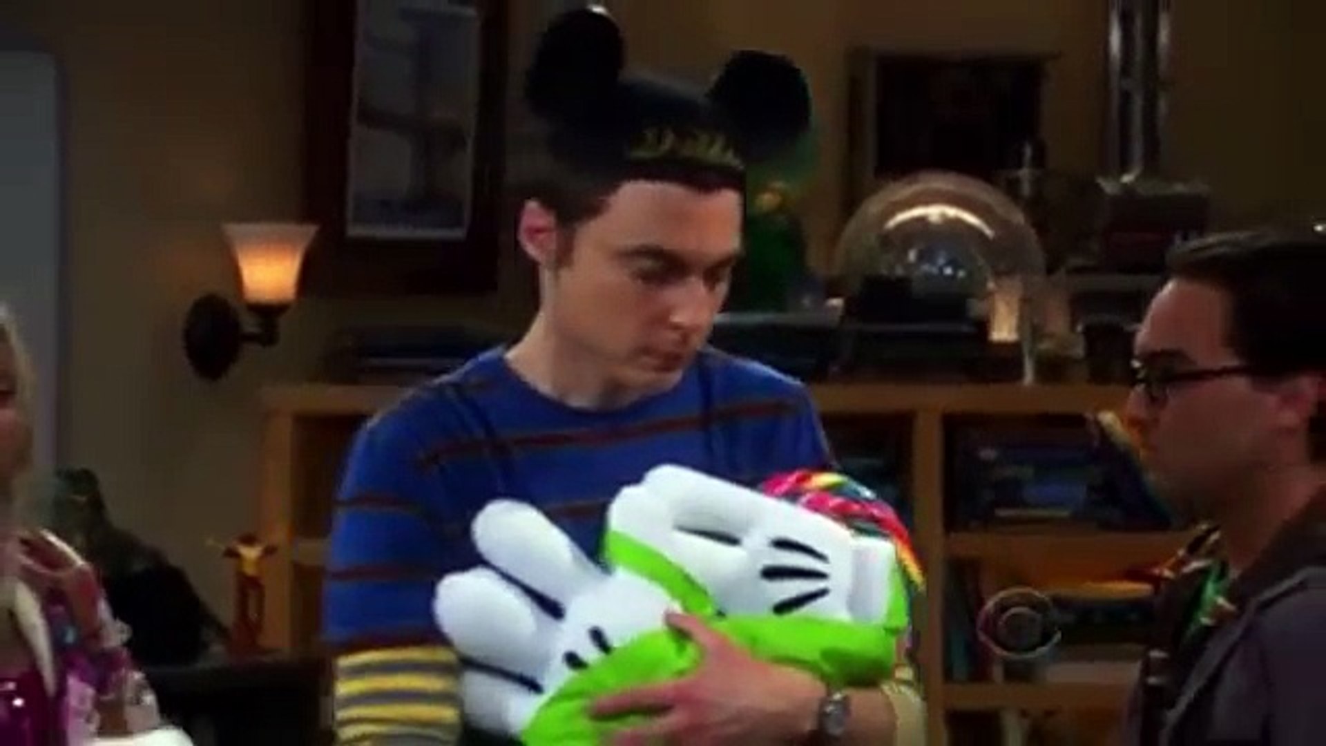 Big Bang Theory - Sheldon Goes to Disneyland .dv