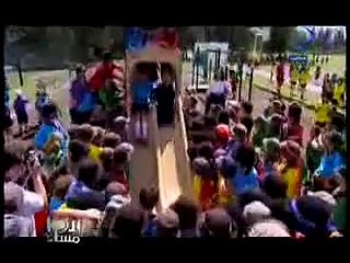 العاشرة مساءً - منى  الشاذلي في لقاء مع  Nick Vujicic