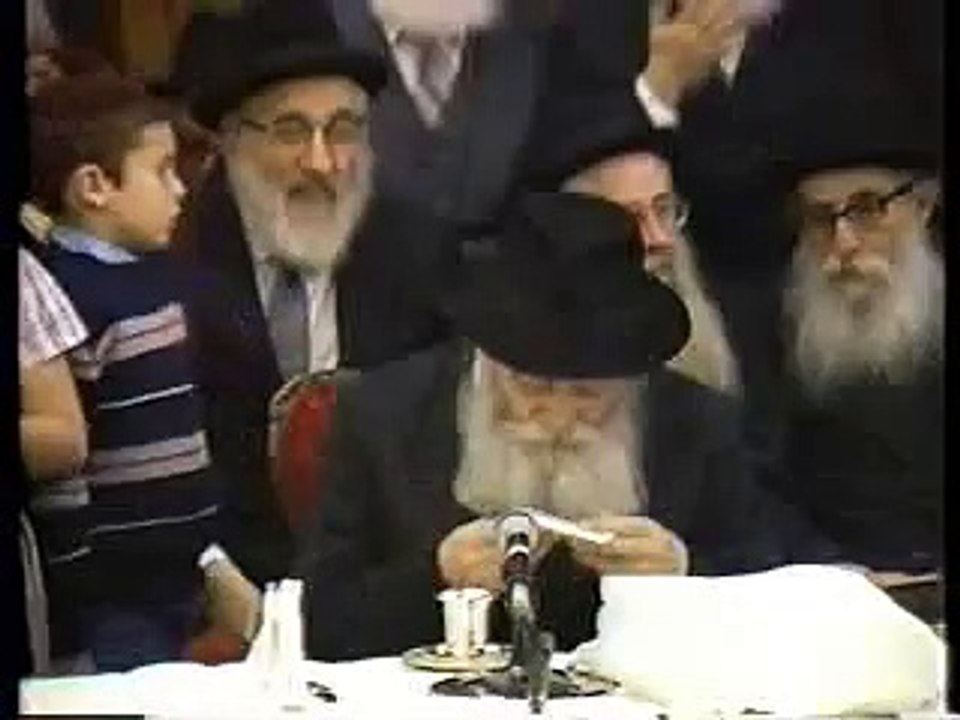 SHMAIS.COM - Rebbe Farbrengen