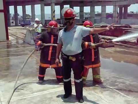 curso de Combate de Incendios manejo de Hidrantes por SNUM