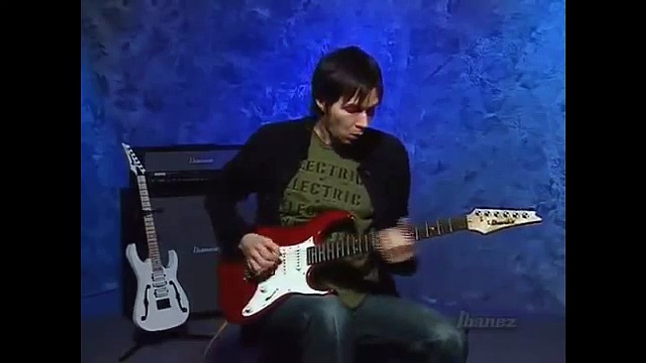 Paul Gilbert guitar solo