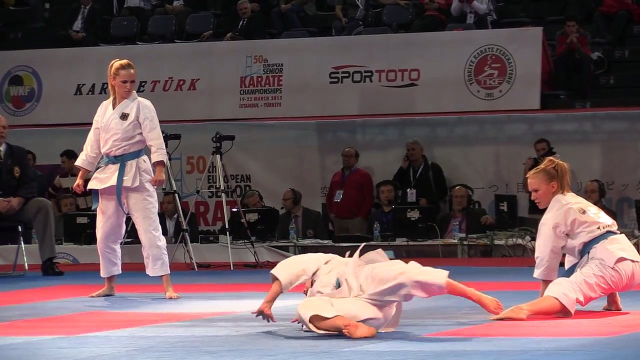 Female Team Kata GERMANY in the Final. Bunkai Kata Gankaku. 2015 European Karate Championships