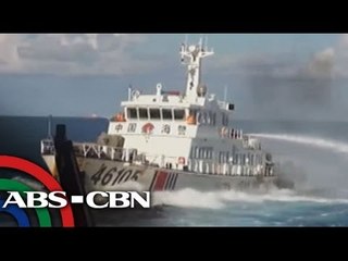 Descargar video: China fires water cannon at Vietnamese ship