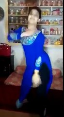 -اس لڑکی کے ڈانس نے فیس بک پر تہلکا مچا دیا-ویڈیو...