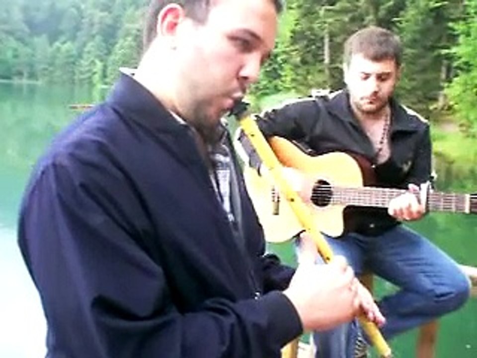 bu şehir girdap gülüm ALPER ŞEKEROĞLU (NEY ve GİTAR)