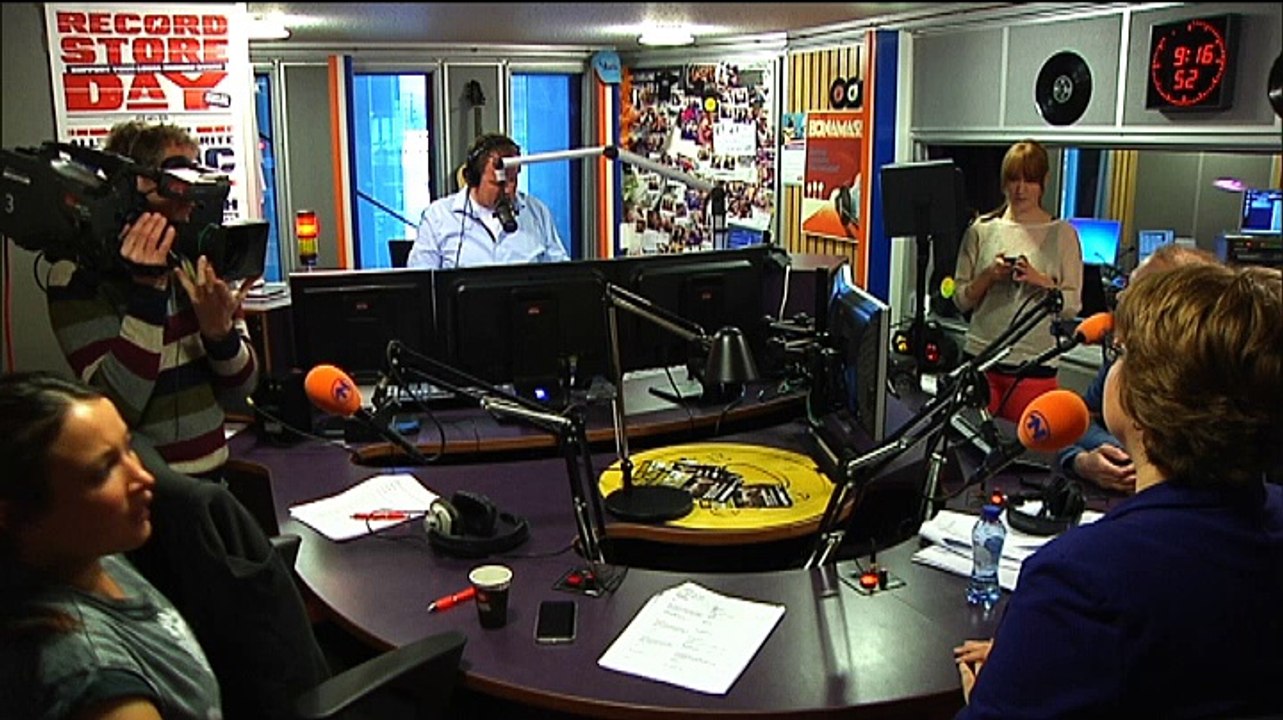 Cafe Martini XL: Mook Enzo - Interview - RTV Noord