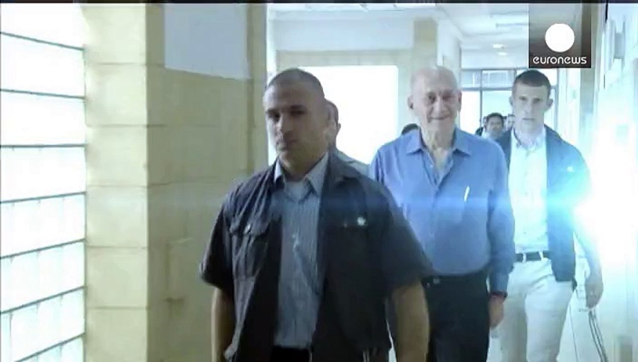 الحكم على إيهود أولمرت بالسجن ثمانية اشهر مع النفاذ بتهمة الفساد