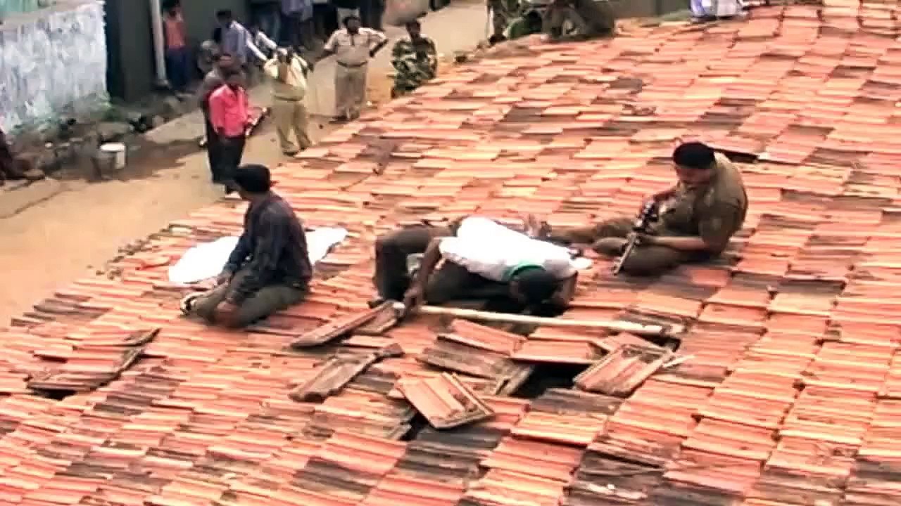 Ek gaon men Leopard ne kohram mach diya