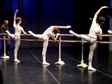Cours de danse classique - garçons - sol et barre  (ballet boys - classical dance)