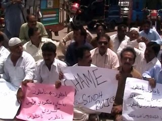 Badin Journalist Protest agaisnt پولیس گردی against Media Persons in Karachi - Badin