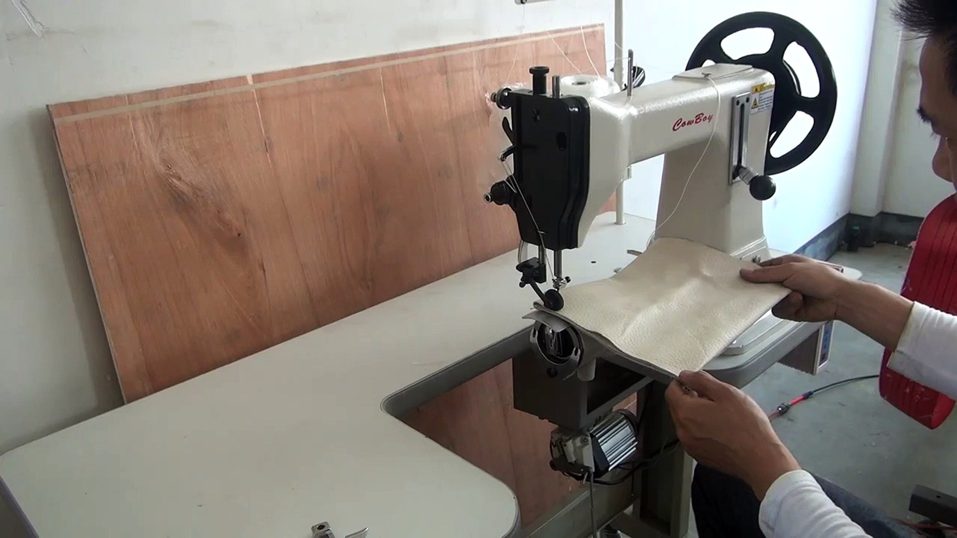 Arne Odia Monasterio Máquina de coser cuero - Vídeo Dailymotion