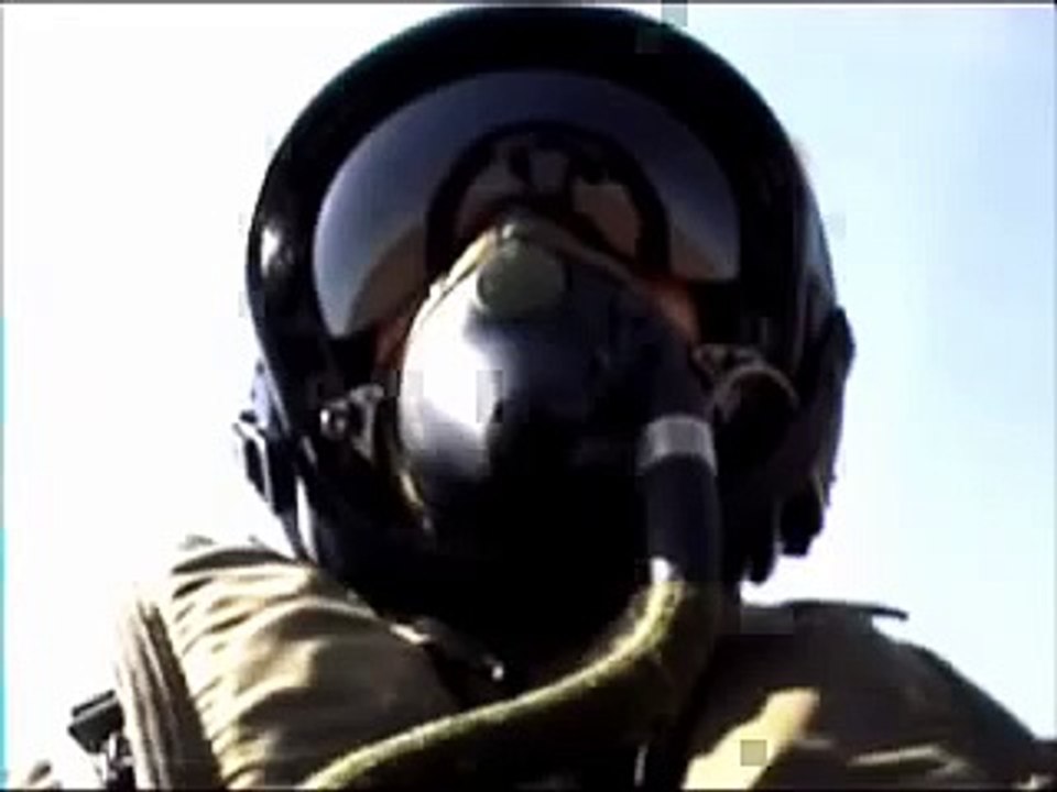 Mirage F1 - French Pilot ... Crazy Pilot :P Low Pass